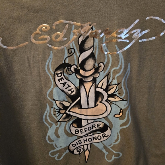 Ed HARDY Death Before Dishonor Crop T Shirt Size Large Women's - Picture 2 of 4